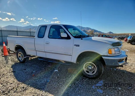 1997 Ford F150 z USA, uszkodzony, nr VIN 1FTDX18WXVKC85989